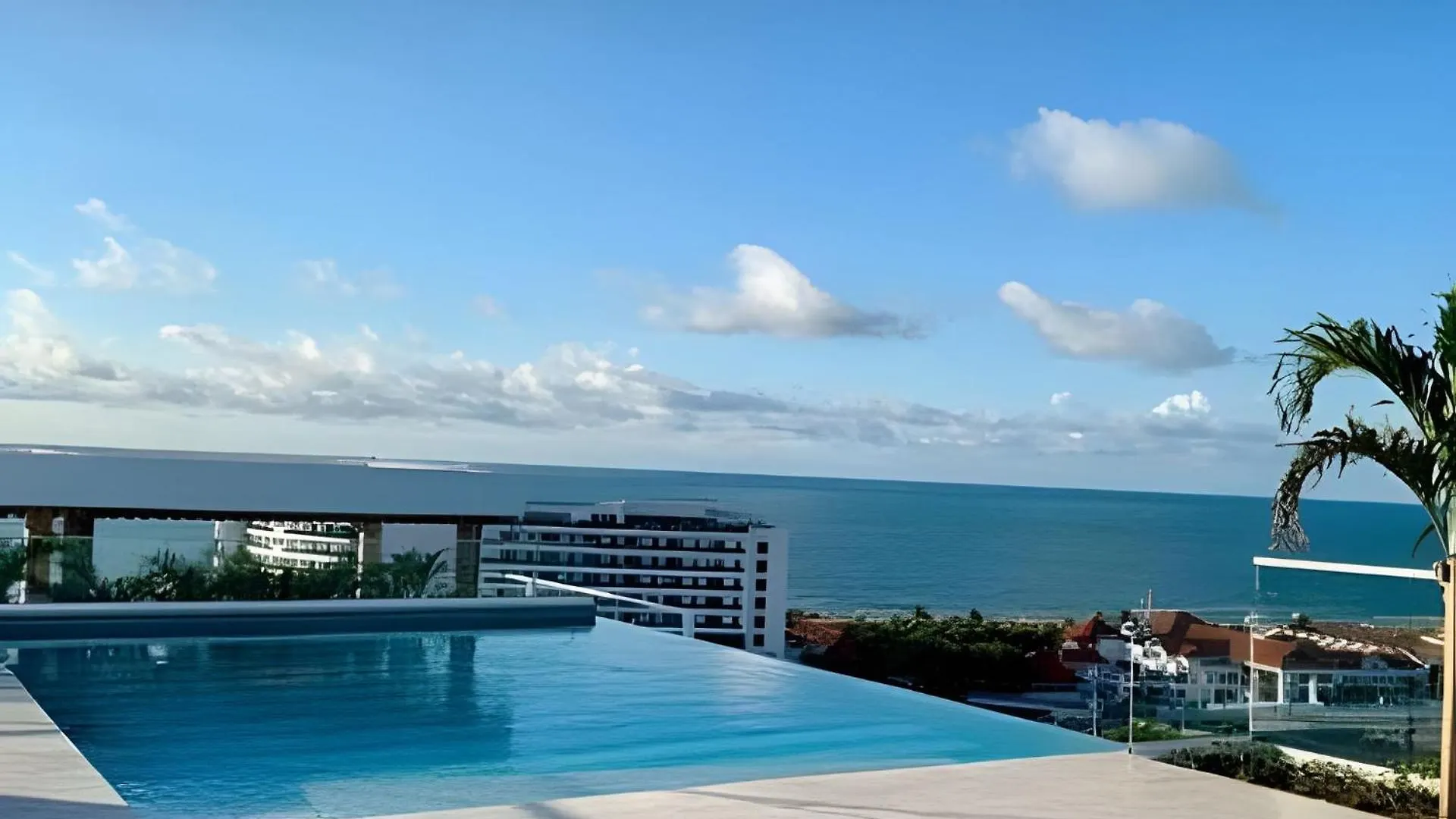 2 Dormitorios Jacuzzi Y Vista Mar. Frente A Playa Cartagena Apartment